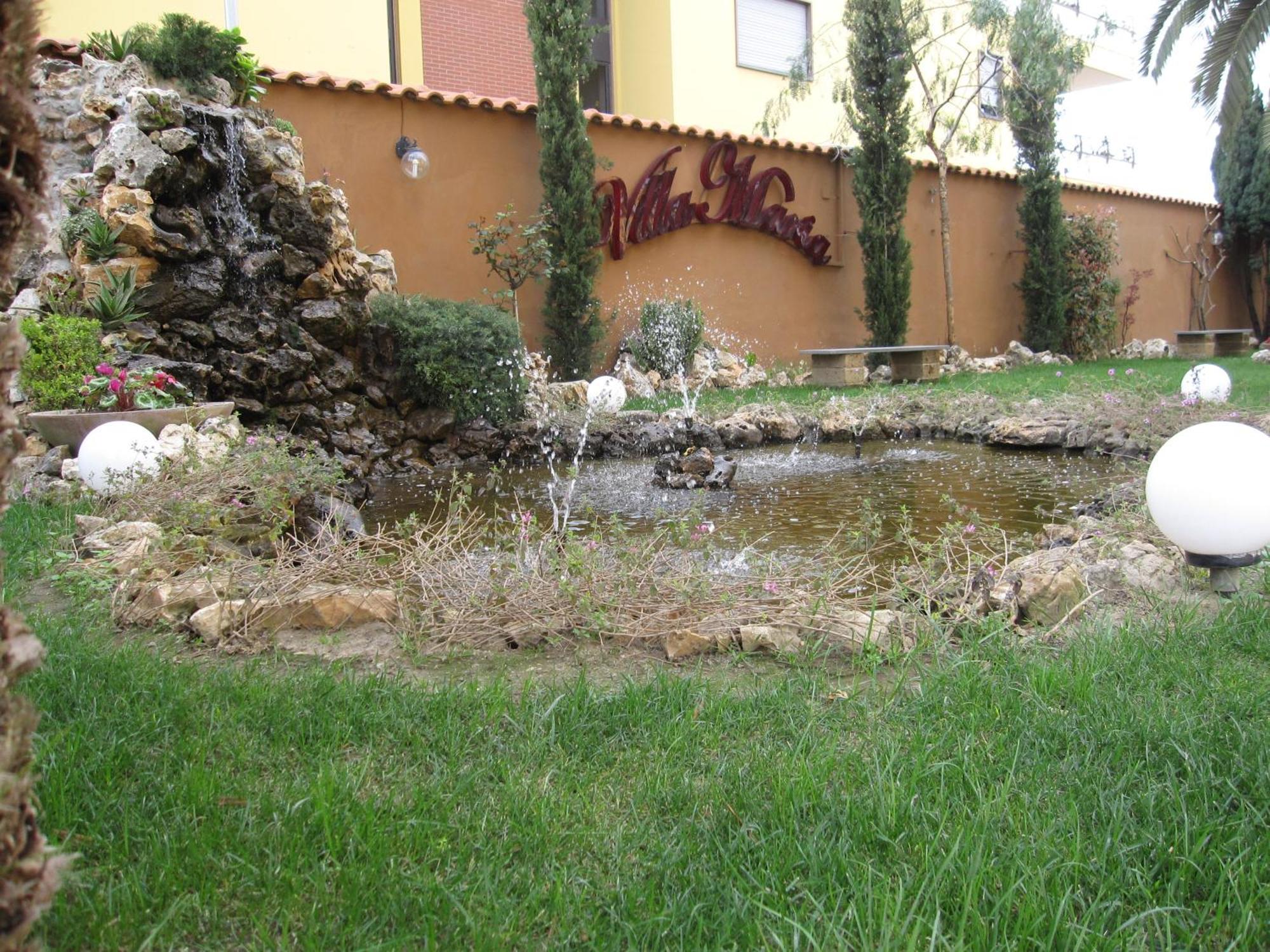 Hotel Ristorante La Lanterna Calvizzano Exterior foto