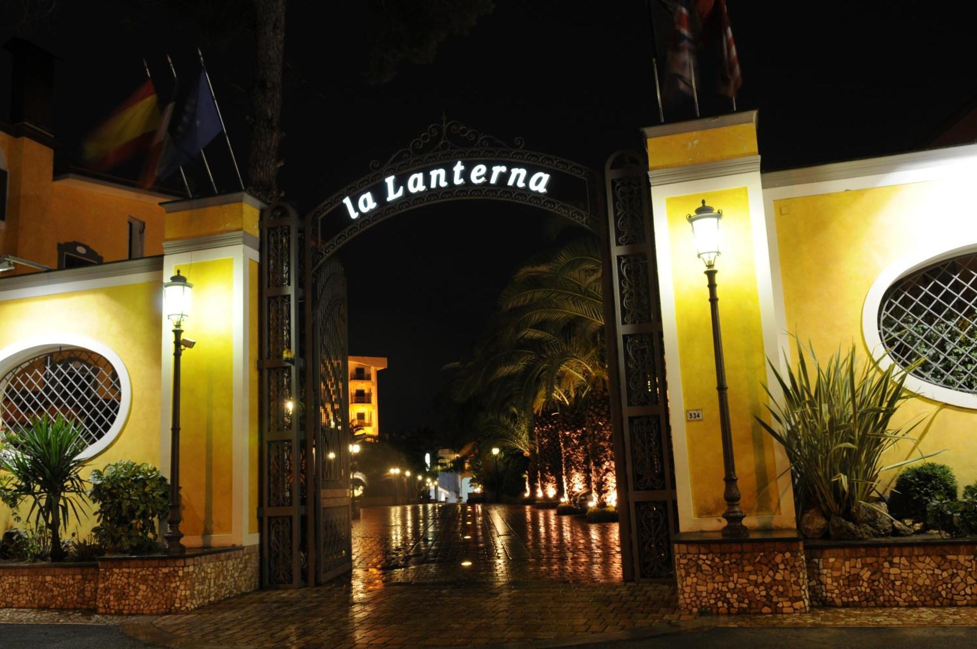 Hotel Ristorante La Lanterna Calvizzano Exterior foto